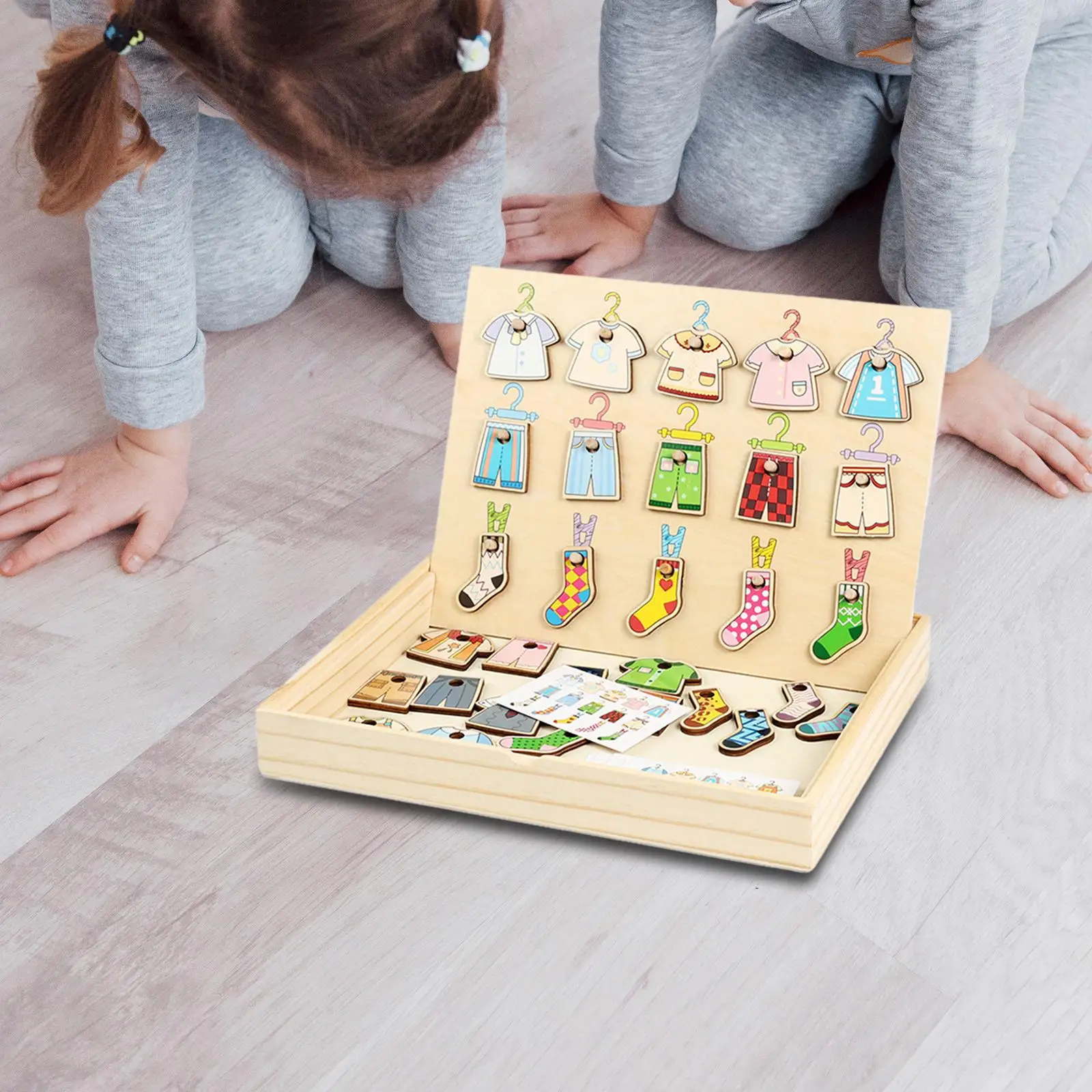 لعبة مطابقة الألوان على شكل الأطفال، ملابس معلقة، التنسيق بين اليد والعين، ألعاب تعليمية ألعاب تعليمية مبكرة للأطفال