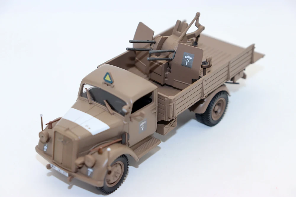 New Altaya 1/43 Scale Opel Blitz 3,6-36S(Kfz.305)  DAK 1941 Military Ambulance Truck Diecast Model for collection Gfit