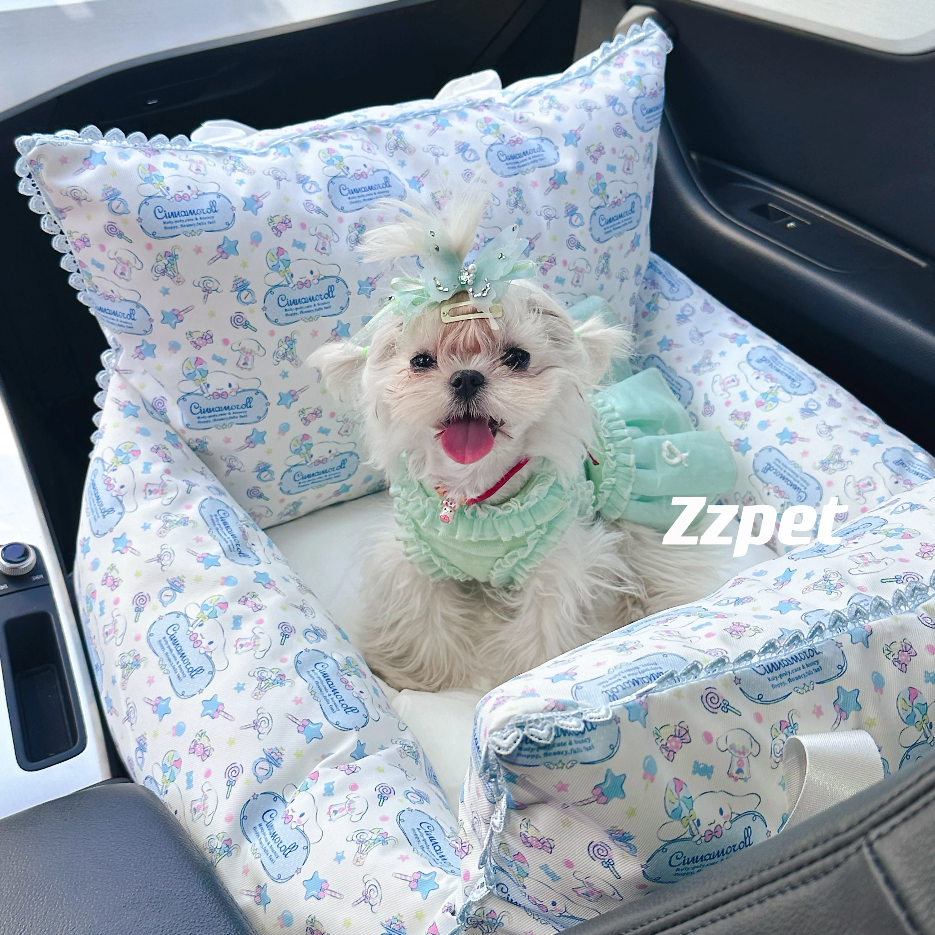 

Four Seasons Pet Dog Car Nest Car Safety Seat Net Red Detachable and Washable Small and Medium sized Dog Nest