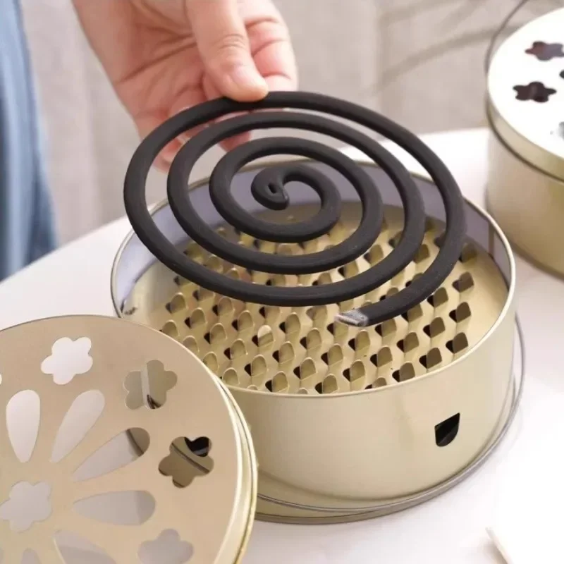 

Hangable Mosquito Coil Box Leaky Lid Stainless Handle Design Open Flame Proof Fly Repellent Incense Burner Household Supplies