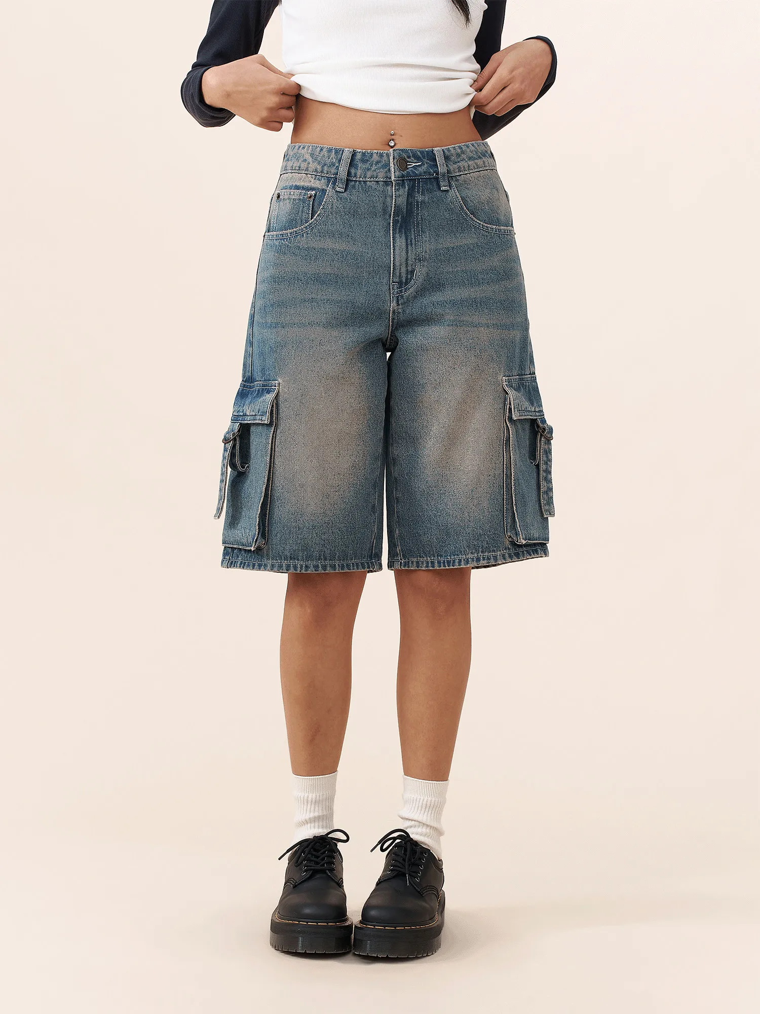 YESCCI Women's Denim Pants 2026 Summer New Distressed Pocket Streetwear Capri Jeans Retro Casual Trousers For Women S56143059