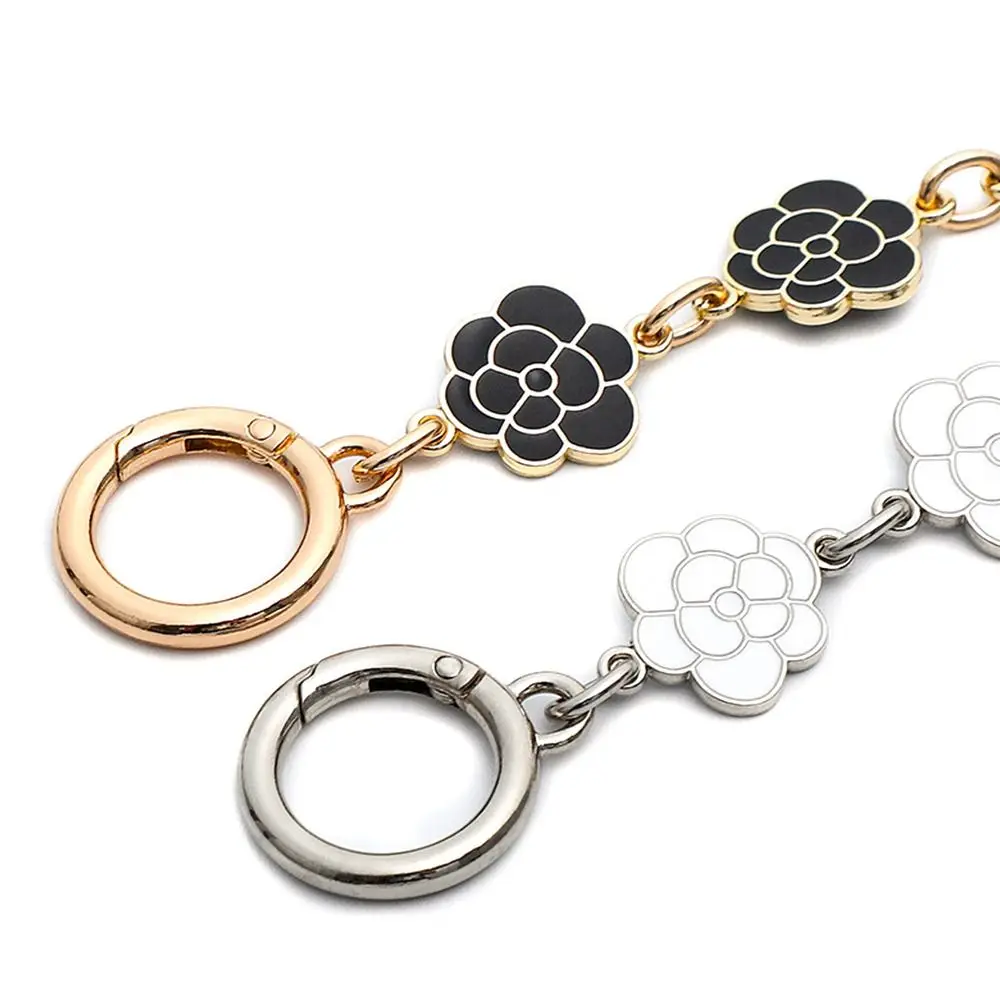 

Милая белая камелия: удлинительная цепочка для плечевого ремня сумки, черный брелок-роза, подвеска-цветок, украшение для сумки, подарок для женщин