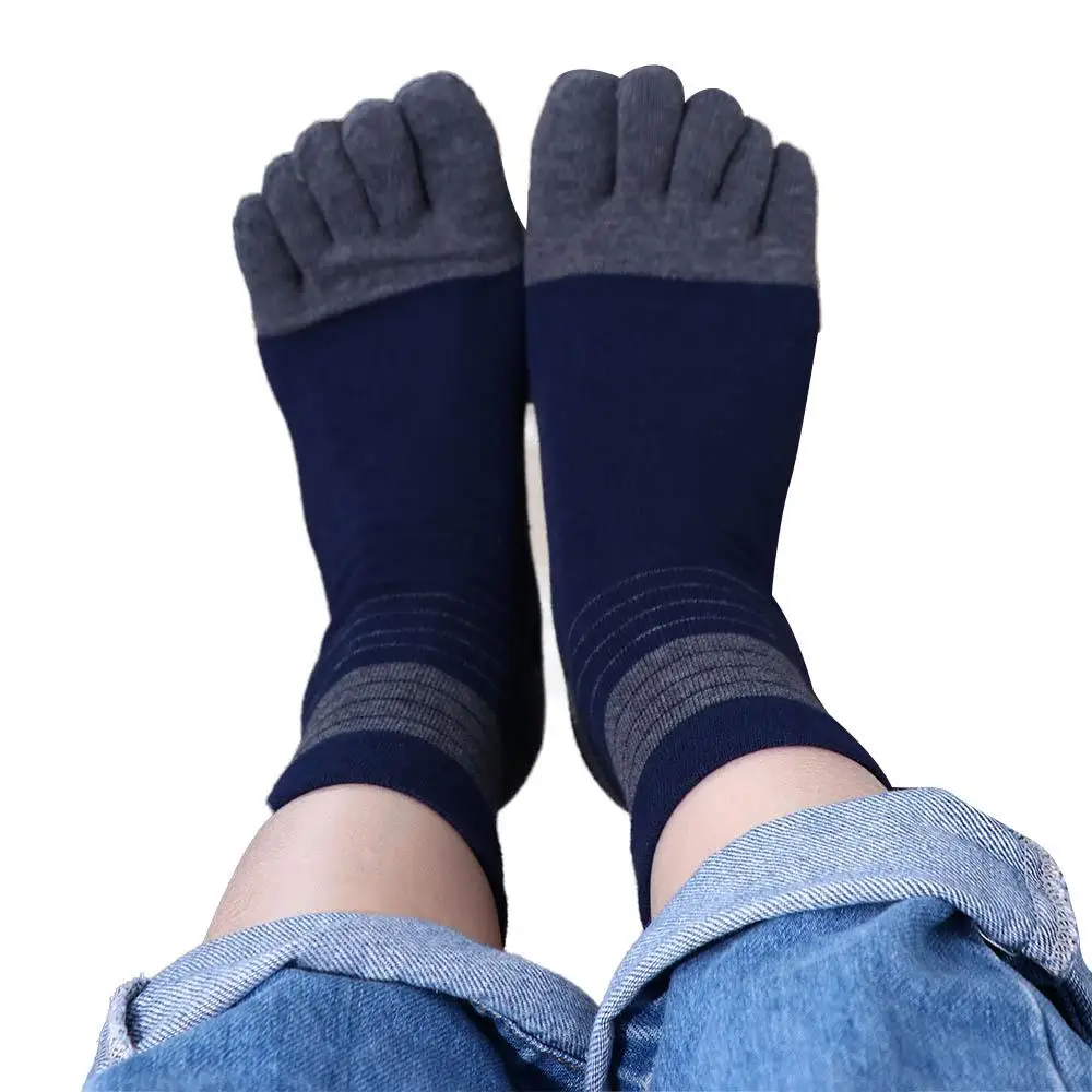 Sport Deodorant Mittelrohr Einfache Baumwolle Casual Socken Mit Zehen Streifen Strumpfwaren Mann Socken Fünf Finger Socken