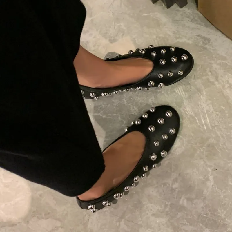 Women Casual Shoes New Rivet Round Head Flat Casual Sneakers Women Luxury Ballet Silver Ball Metal Hollow Mary Jane Shoes Women