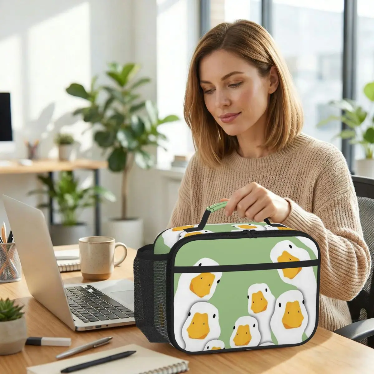 

Cartoon Popular Goose Animal Insulated Lunch Bag for Women Office Cooler Thermal Food Box Tote Portable Lunch Boxes Container