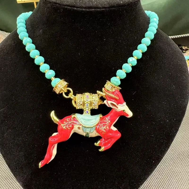 Medieval vintege deer pendant KF fashionable exquisite enamel craftsmanship beautiful versatile magnetic fairy deer pendant
