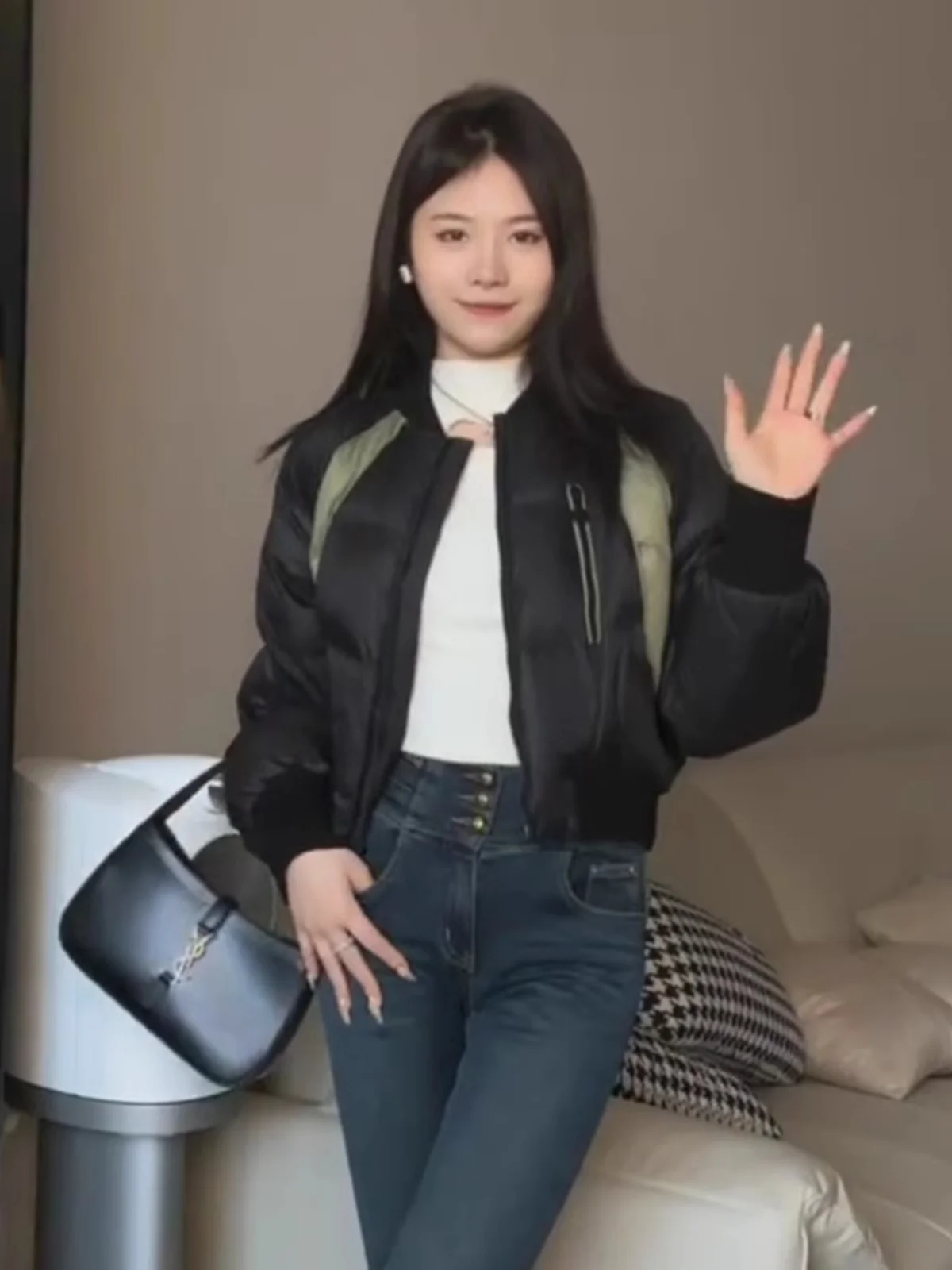 

Короткая хлопковая куртка женская, модная зимняя верхняя одежда, с цветовыми блоками, длинными рукавами, воротником-стойкой, в трендовом повседневном стиле, утепленная