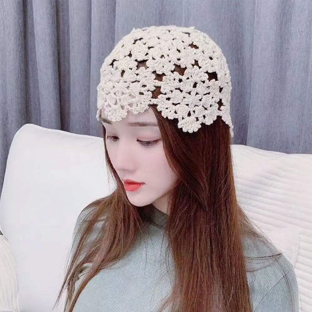 Hollowed Out Knitted Hat Breathable Summer Casual Beret Cap Fashion Flowers Skullies Hat Women