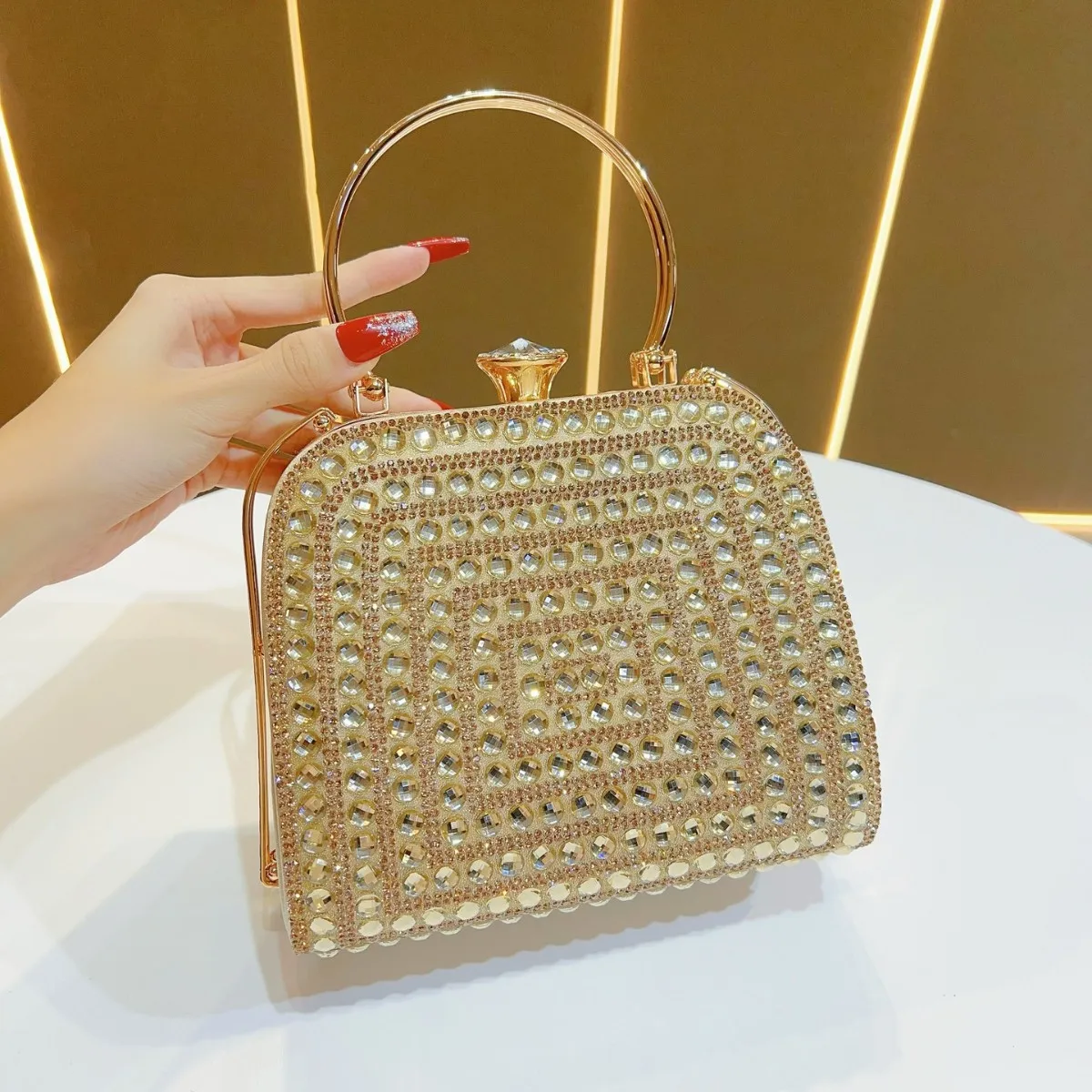 Rhinestone  Women's evening dress Banquet clutch Diamond cheongsam Crossbody portable dinner  Dinner bag