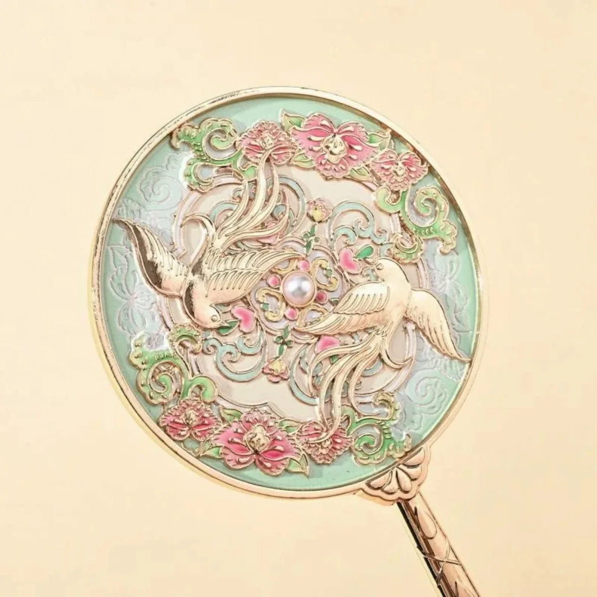Relief-Metall-Make-up-Spiegel im chinesischen Stil, Lerche mit Blumen, Kammkombination im antiken Stil, Warenspiegel, kultureller Tourismus