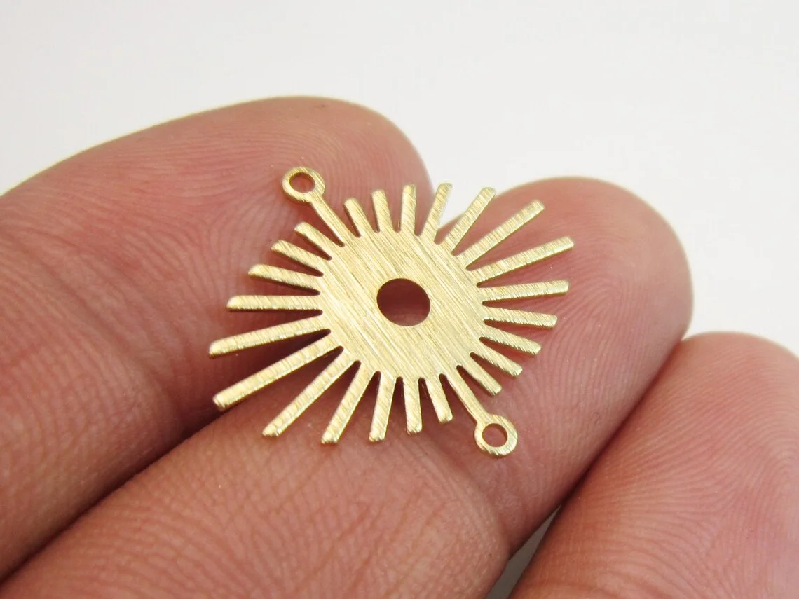 

20pcs Brass sun charm, Earrings connector, Textured brass pendant, 24x20.5x0.7mm, Brass Findings For Earrings R1574