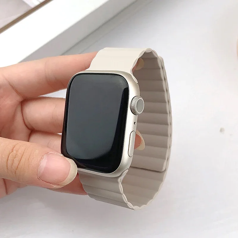 Magnetic strap For Apple watch band series 8 3 5 4 SE 6 7 Ultra Silicone correa Bracelet iWatch 44mm 45mm 40mm 49mm 41mm 42mm