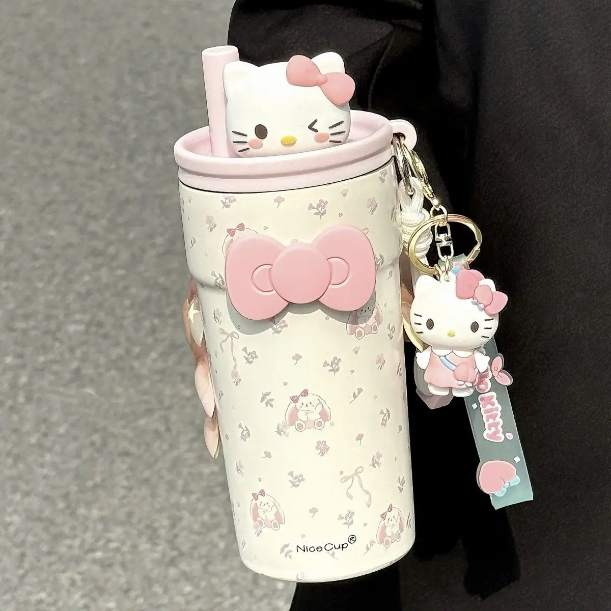 

Изоляционная чашка серии Sanrio Hello Kitty, новая милая соломенная чашка из нефрита Guigou большой емкости, портативная чашка для воды с высокой красотой