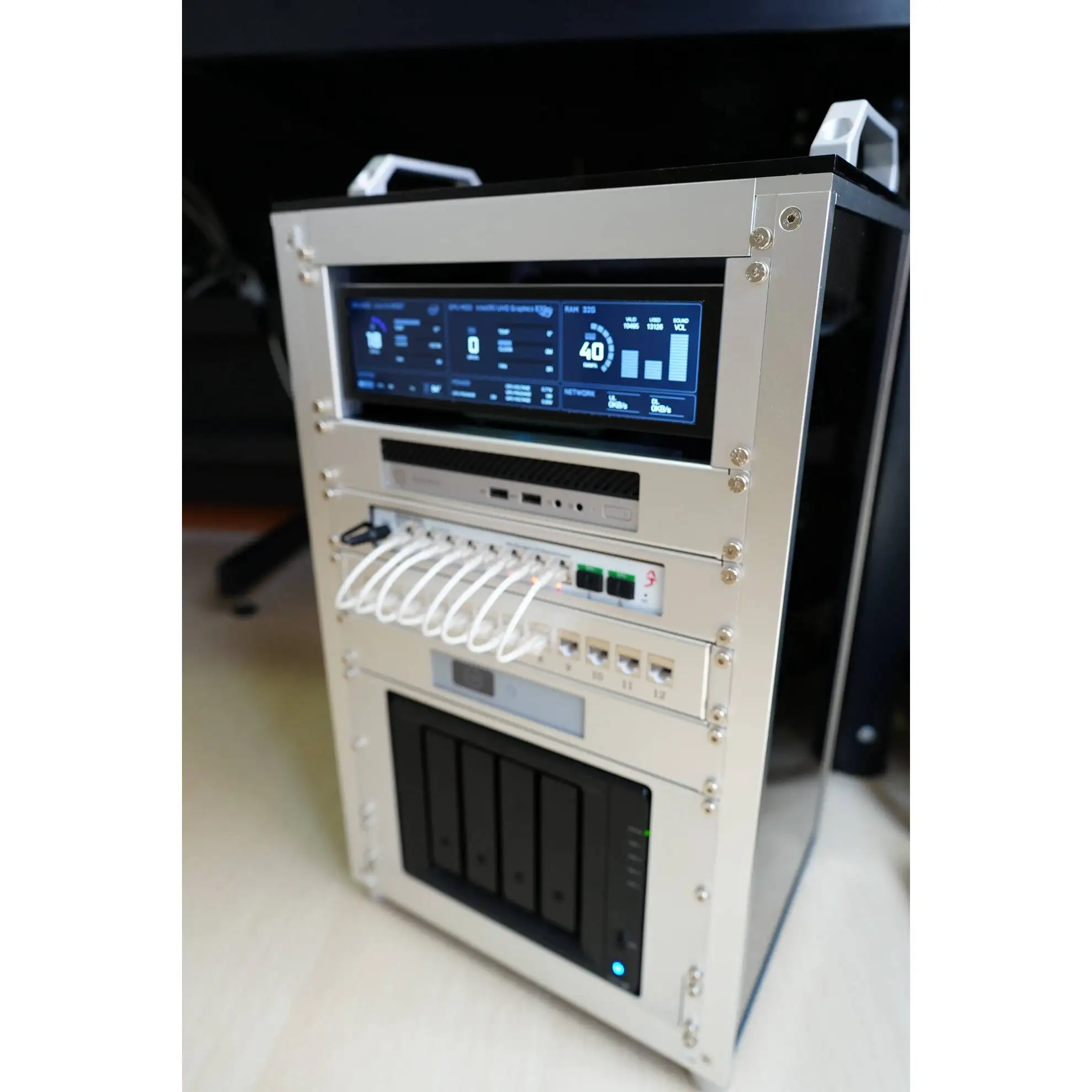 All-aluminum NAS cabinets, desktop cabinets, small network cabinets