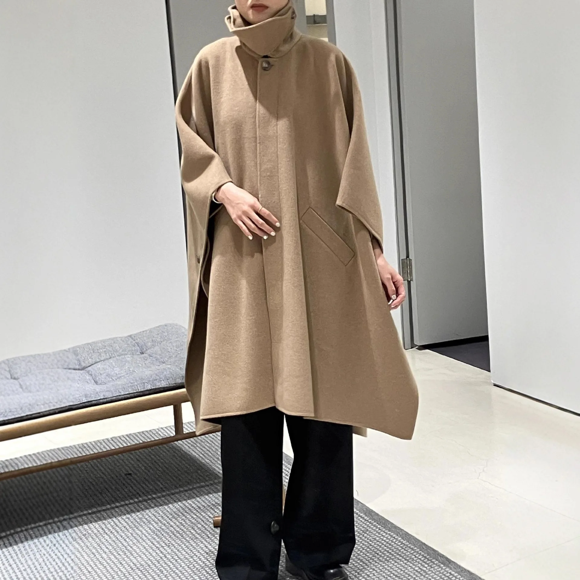 Long double-sided woolen coat with wool blend hood, beige lapel, two-way shoulder cape, suitable for autumn 25 coat