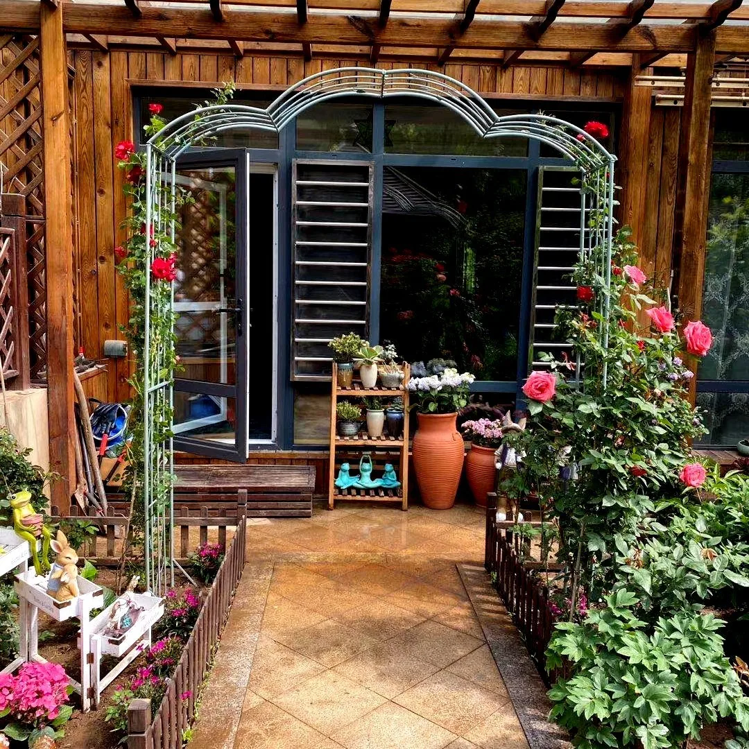 Simple old arch wedding wrought iron flower stand garden outdoor floor climbing vine flower arch  grape
