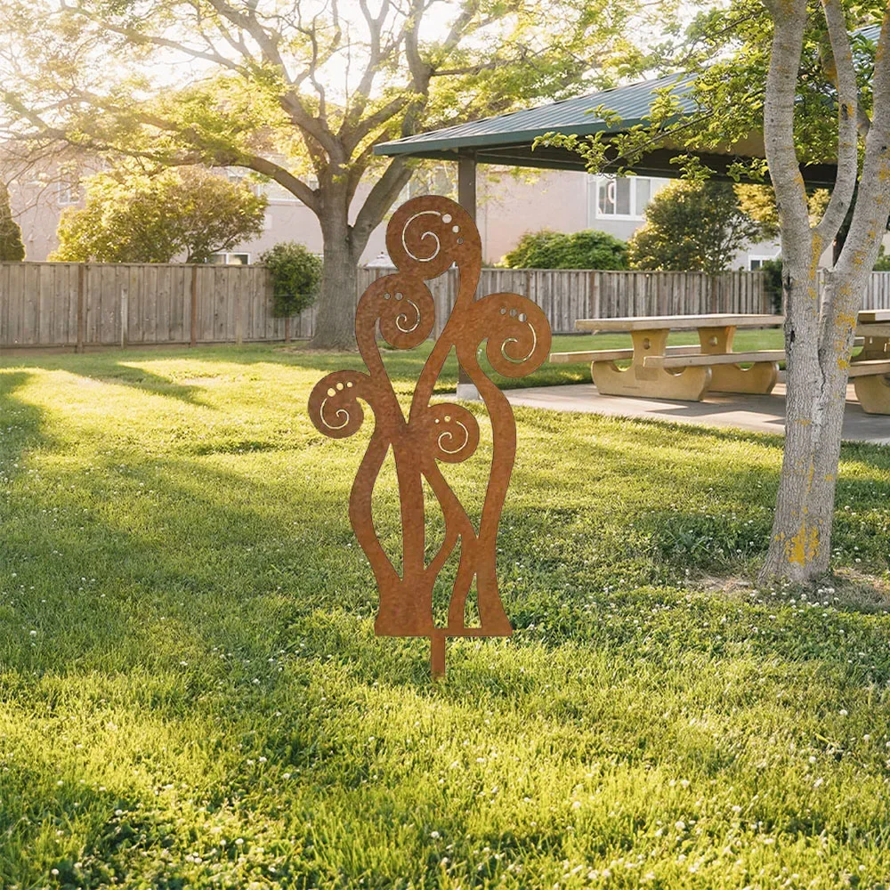 Tiki-Inspired 1PC Wrought Iron Metal Creative Outdoor Garden Decoration - Courtyard Decoration. Outdoor Lawn Silhouette