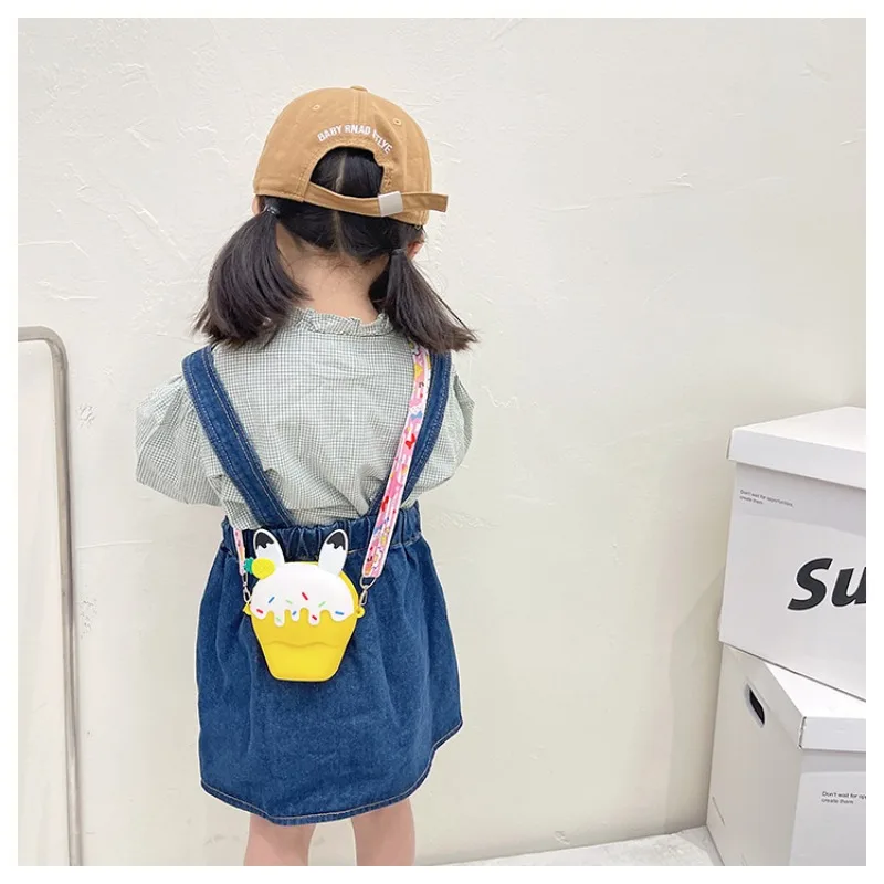 가방 Cute Ice Cream Silicone Crossbody Bags for Girls Cartoon Friut Baby Kids Shoulder Bag Fashion Mini Coin Purse Wallet Handbags