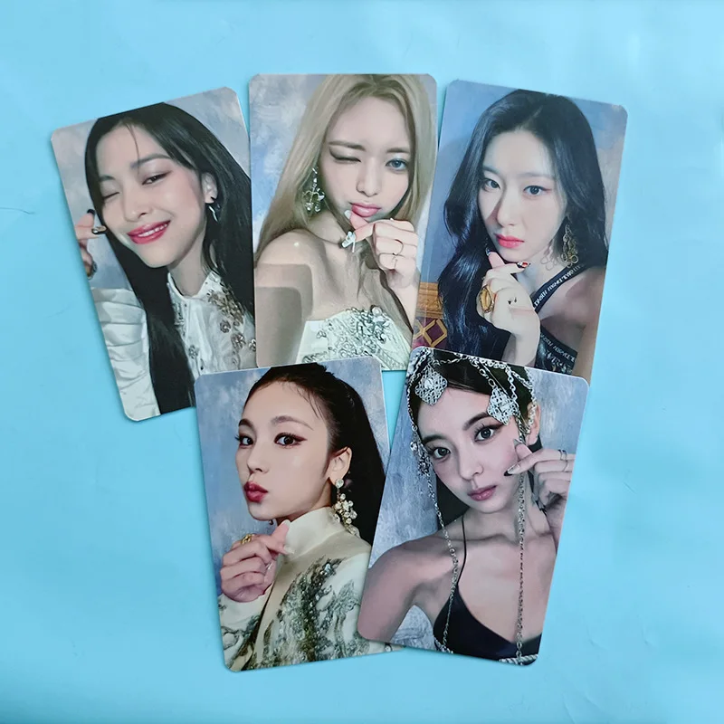 5Pcs/Set KPOP ITZY CHECKMATE Album Stage Cards Signing Photocards Double-Sided LOMO Cards YUNA YEJI RyuJin LIA Fans Collections