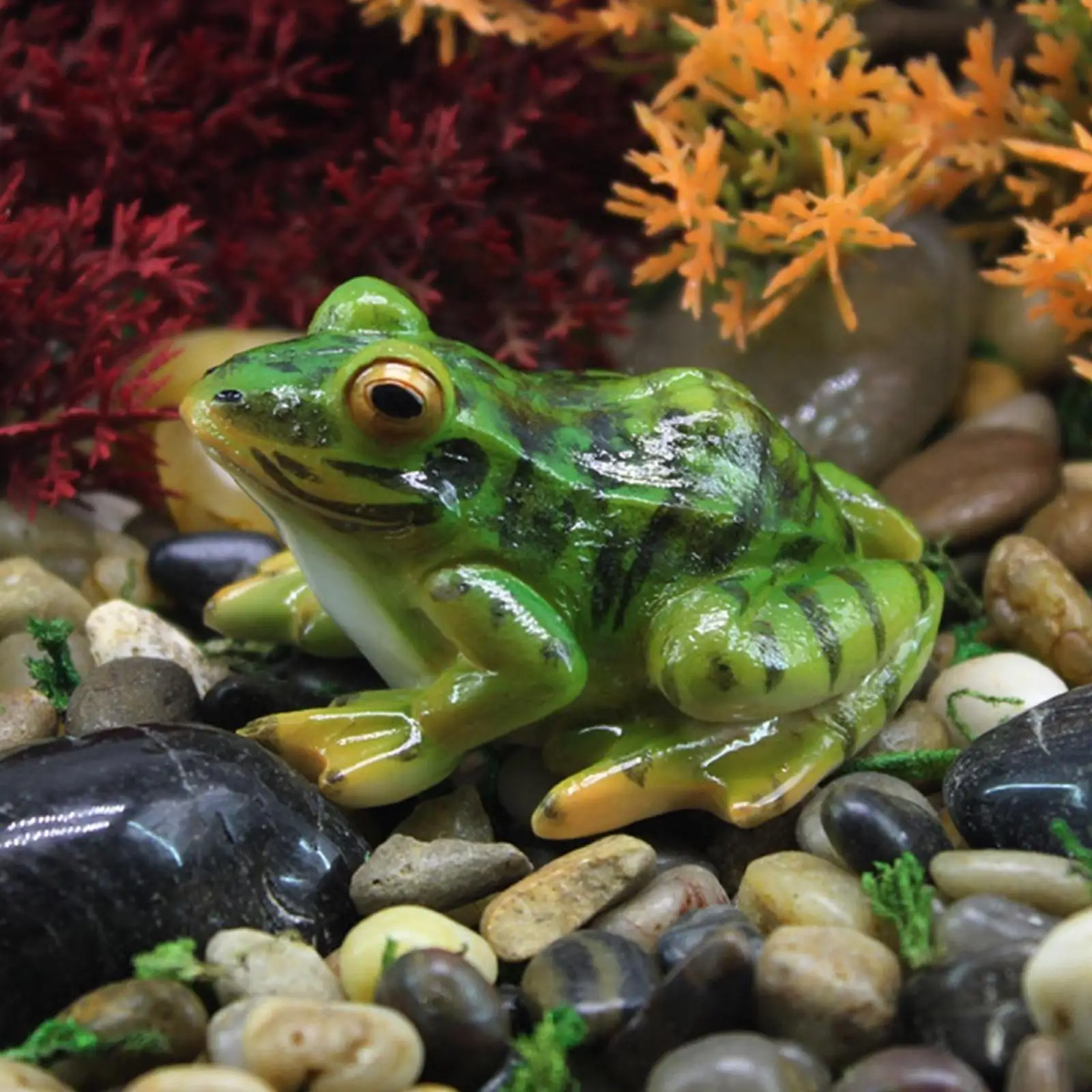 Frog Statue, Mini Frog, Resin Animal Sculpture, Indoor Outdoor Decor, for