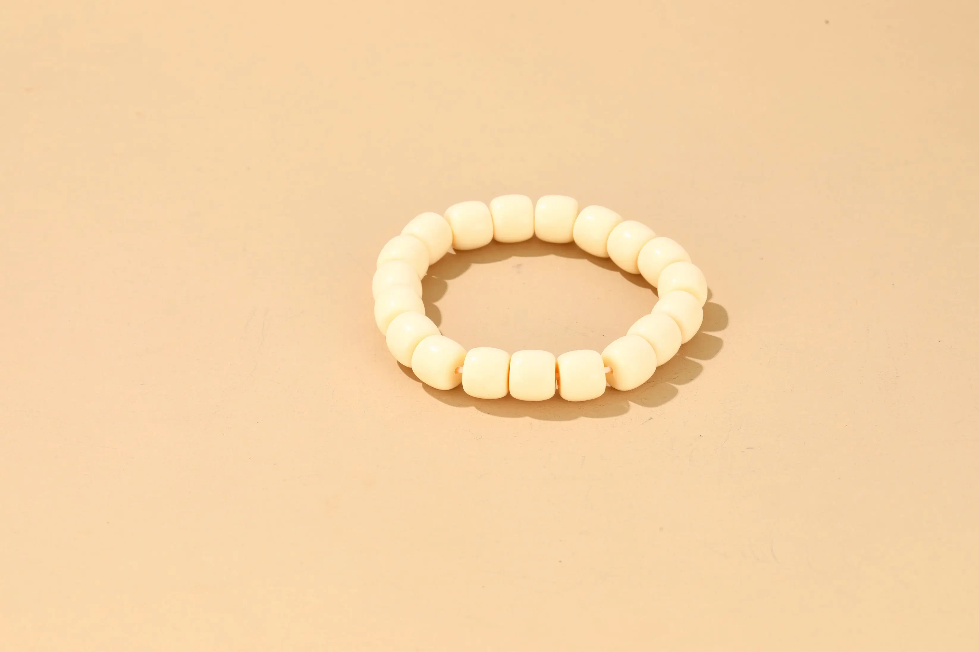 

Uband Statement Jewelry for Women Vintage Trendy Beads Jewelry Gift Ivory White Color