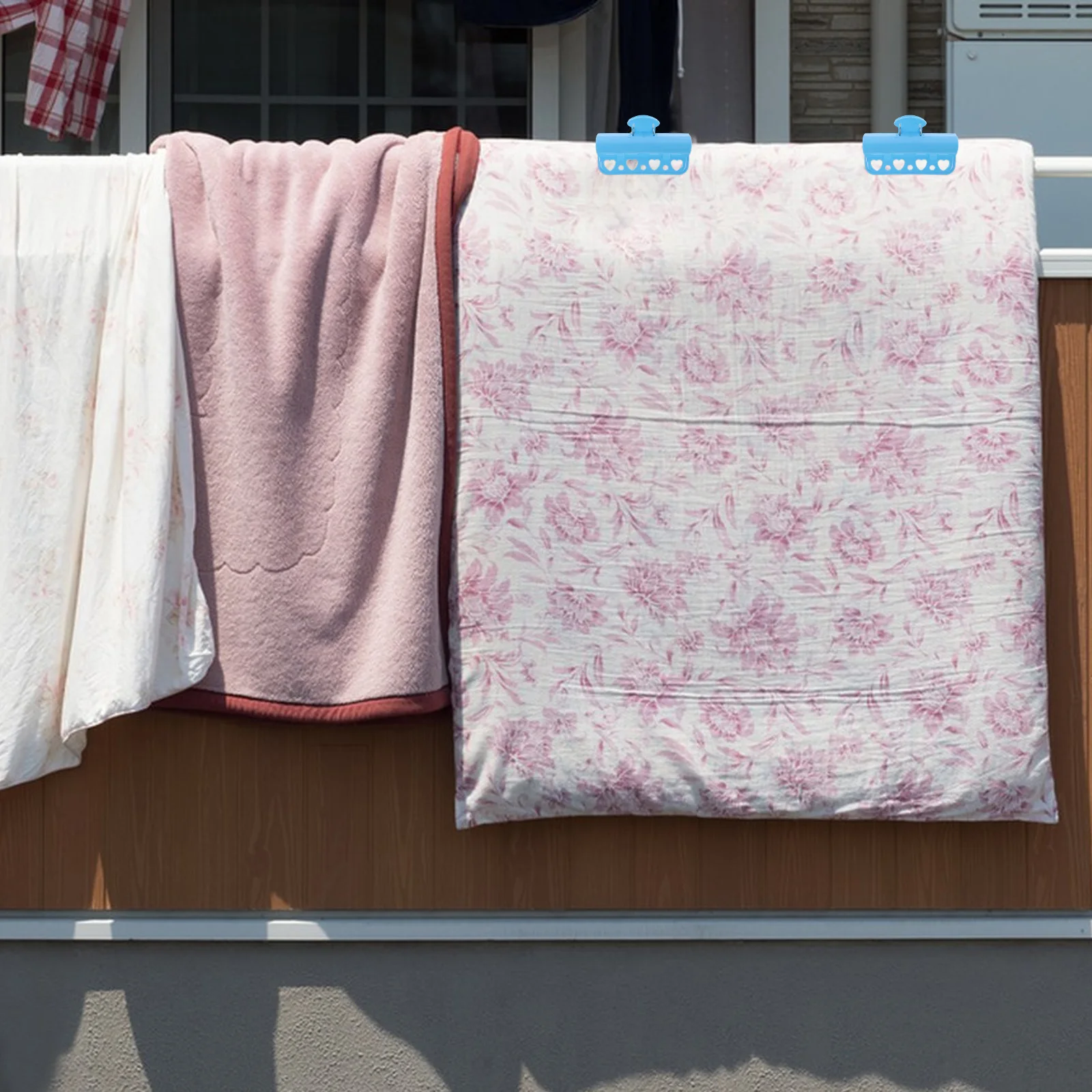 

2pcs Windproof Clothes Clips Strong Plastic Quilt Fixing Clip Large Clamp Force For Hanging Blanket Clothes Drying Use