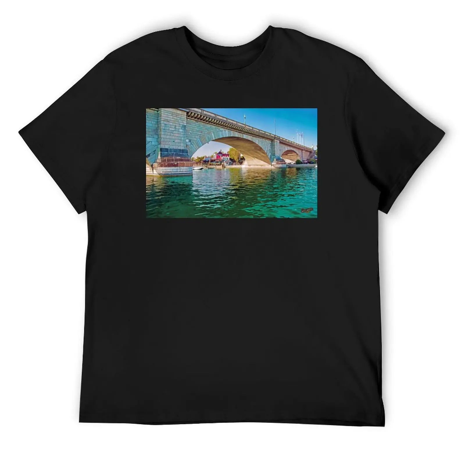 

London Bridge T-Shirt shirts graphic tees football t shirt essential t shirt plain black t shirts men