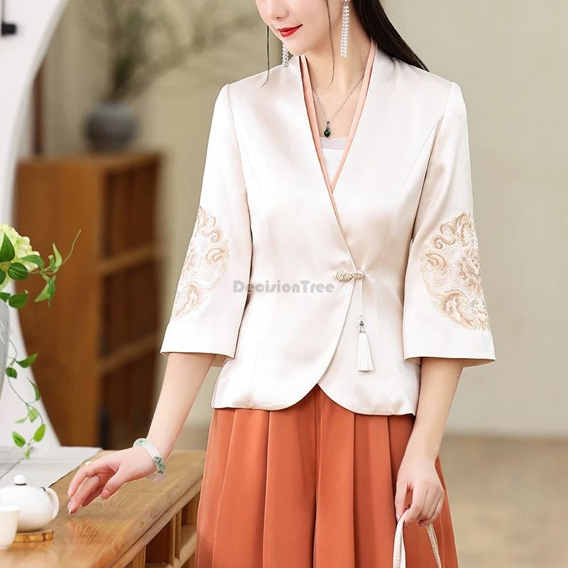 

2024 improved chinese style qipao women's new spring wear embroidery diagonal front buckle tang suit top retro elegant coat