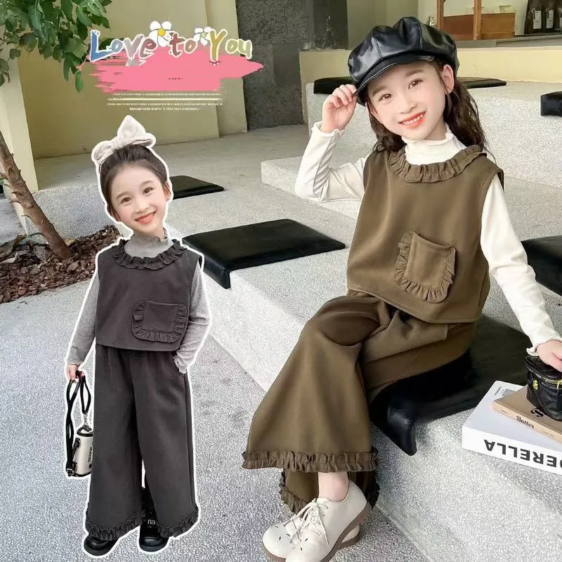 

Girl's Wooden Earrings Suit Spring Autumn Models Foreign Style Children's Stylish Waistcoat Baby Girl Three-piece Set