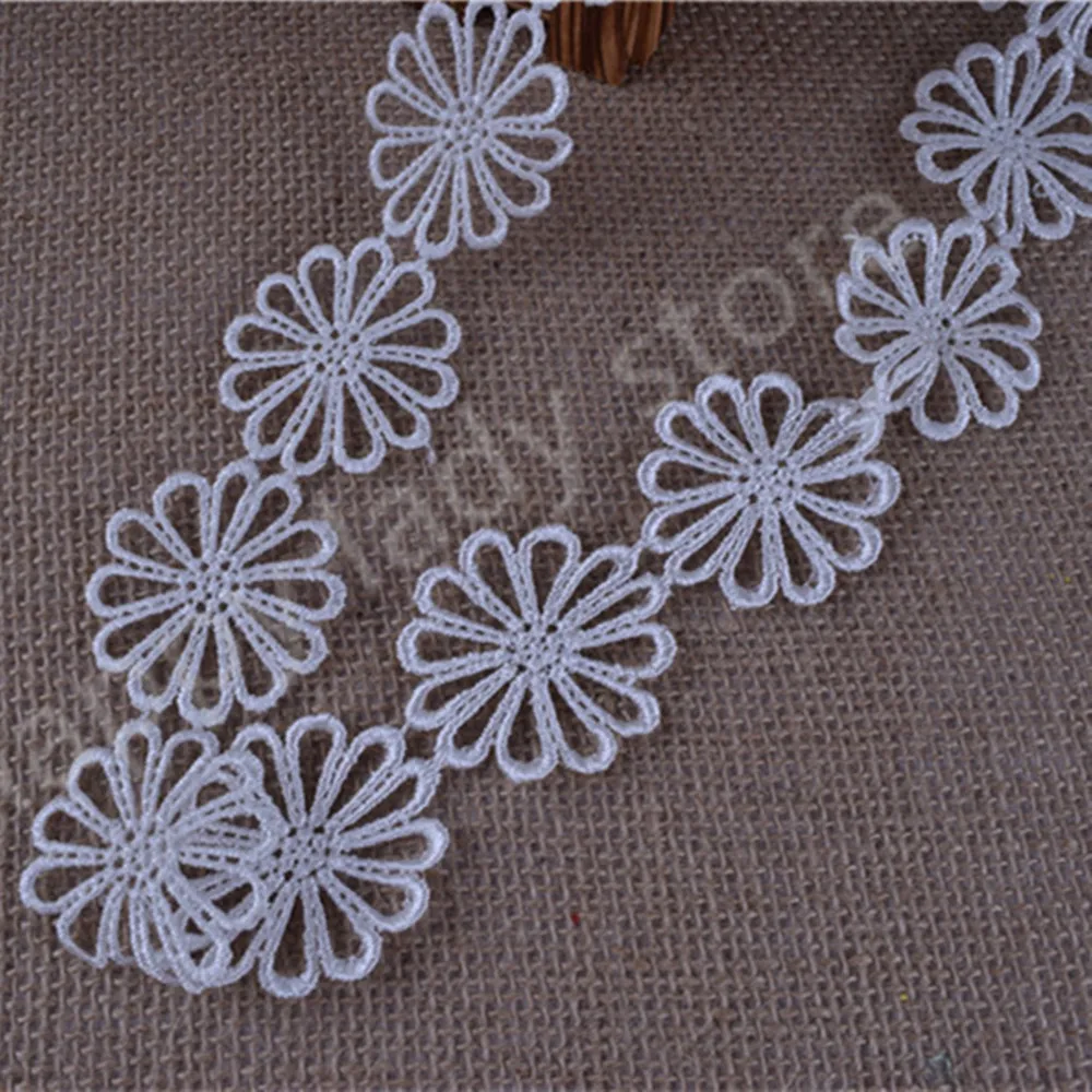 29yards   White  Round flower  Venise/Venice Lace Victorian Lace  wedding craft sewing  wide :4.8cm