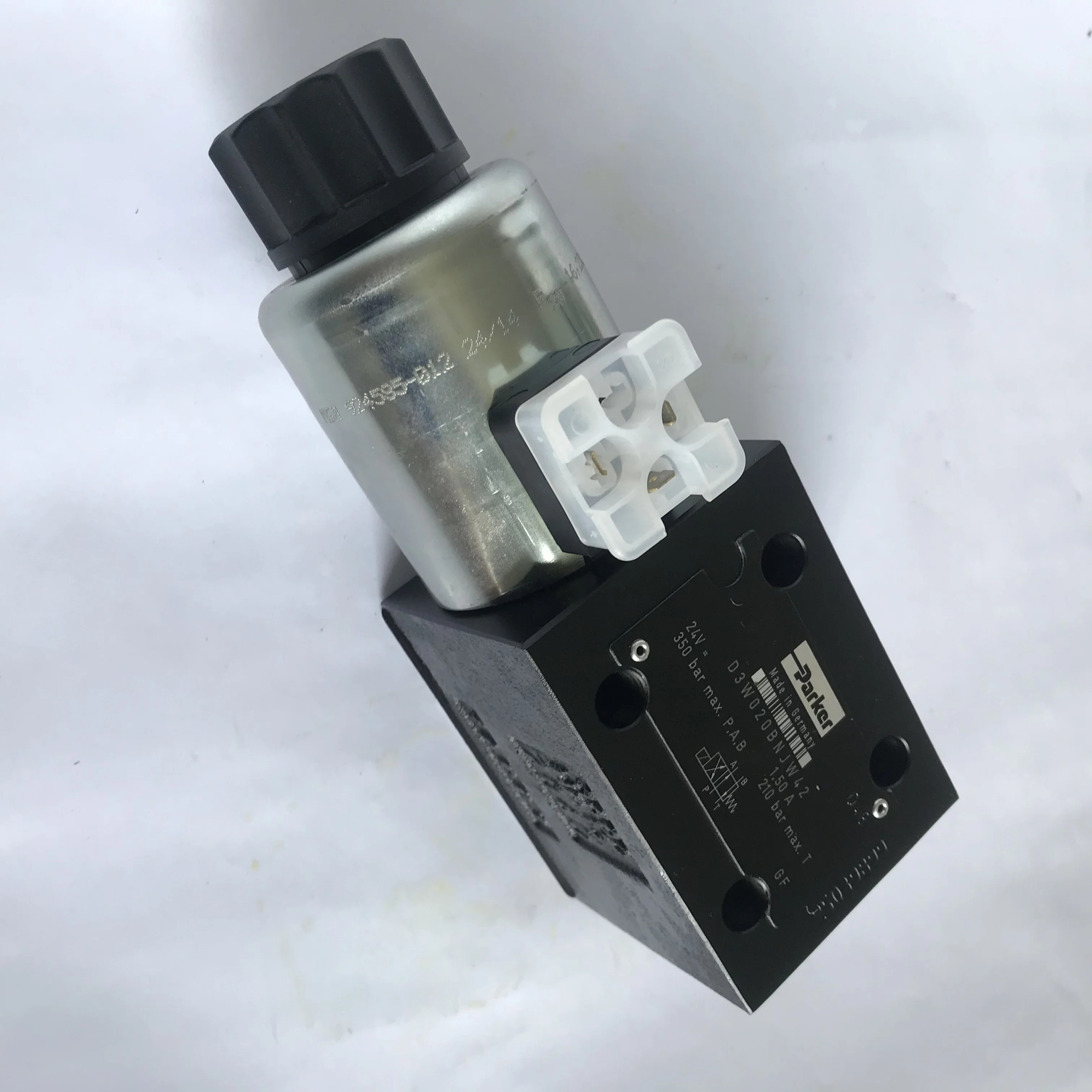 par  ker Spool Valve Solenoid Directional Valve D3W020BNJW42 Normally Closed Solenoid Valve
