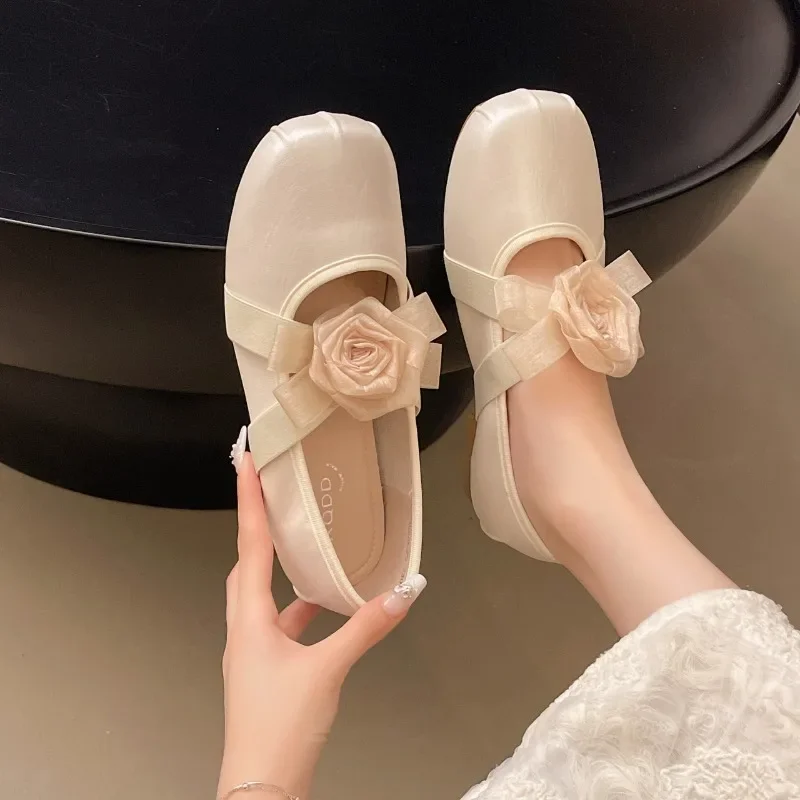 

Flower Mandarin Duck Shoes French Single Shoes Women's Summer 2025 New Style with Skirt Ballet Soft Flat Bean Shoes