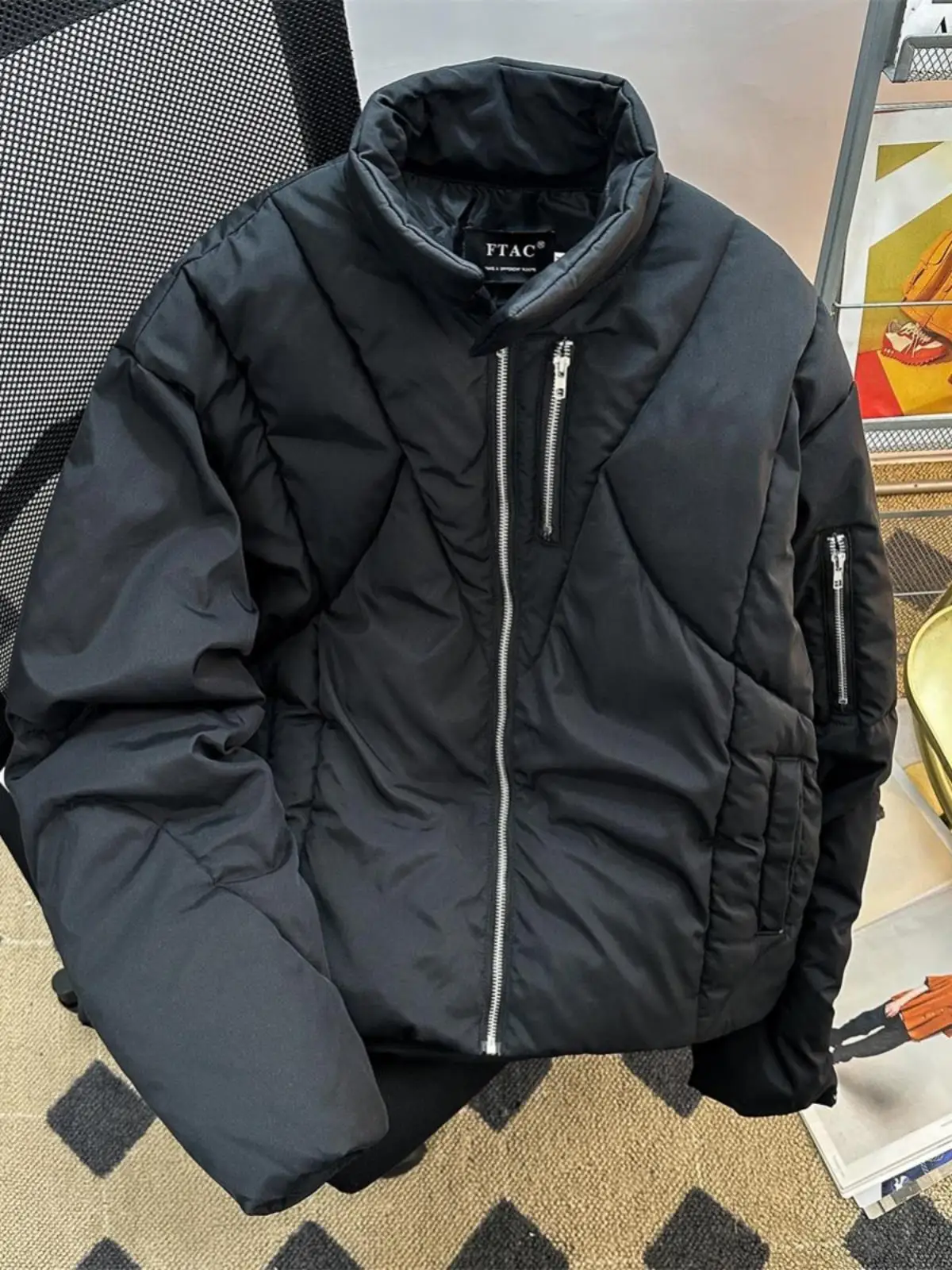 

American Sle Stand Collar Multi-Zipper down Cotton Jaet Men's Winter Loose Thiened Fce Lined Cotton Coat Design Sens...