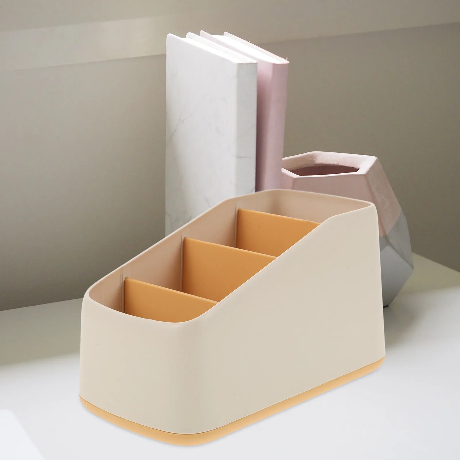 

Creative Remote Control Storage Box Household Desktop Organizer Office Bedroom Bathroom Cosmetics Makeup Brushes Holder
