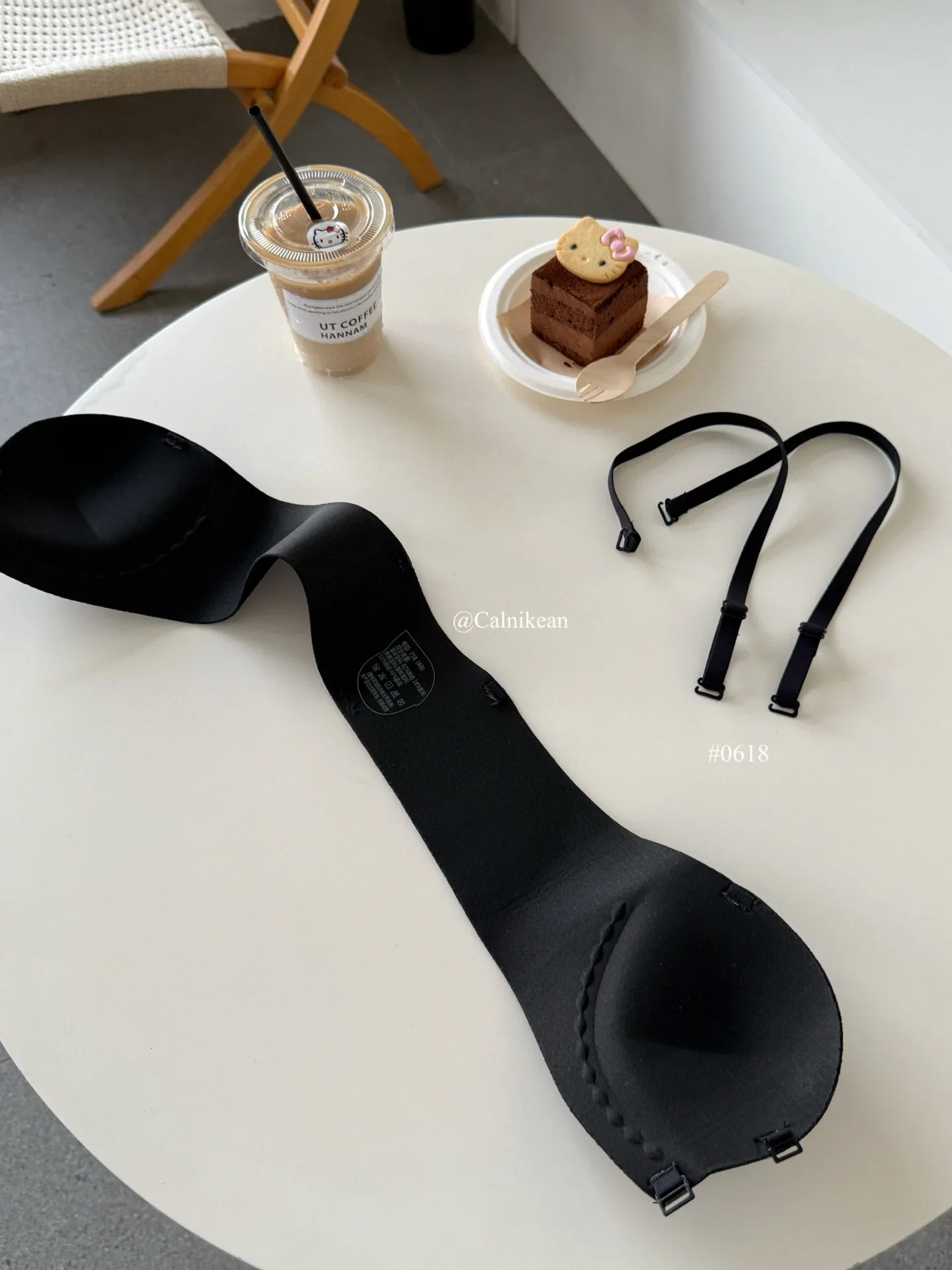 Modischer, seitlich gekreuzter, trägerloser Bandeau-BH mit Schnallendesign, bequemer, stützender Push-up-BH für Damen – Detail 16
