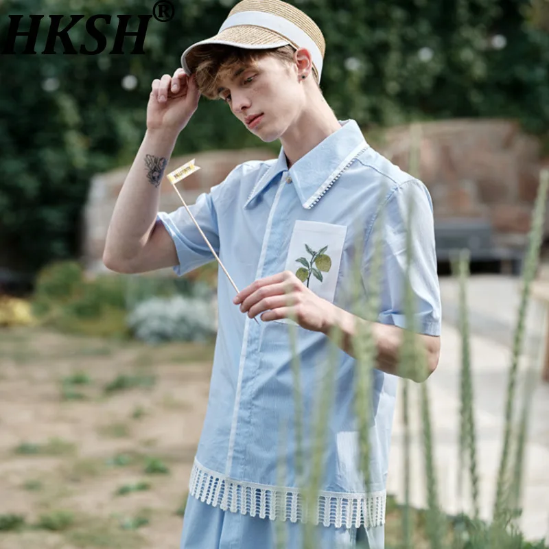 

HKSH Summer New Man Tide Punk French Style Striped Fake Two Pieces Shirt Chic Ins Elegant Fashion High Sense Niche Design HK8879
