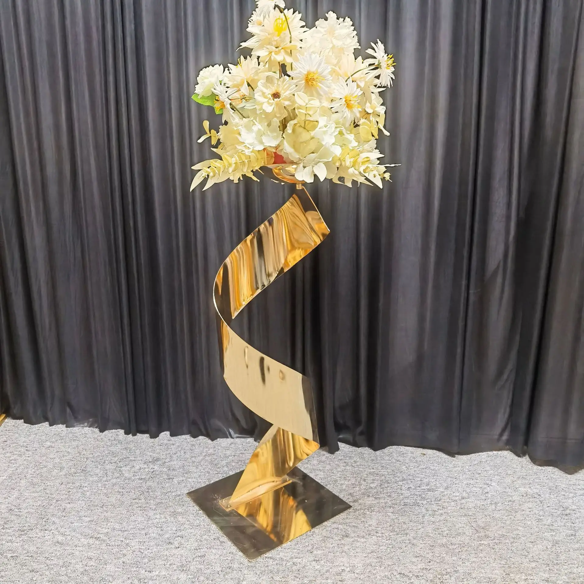 Gold Flower Road Lead Metal Wedding Table Centerpieces Event Party Home Hotel Decoration 5PCS