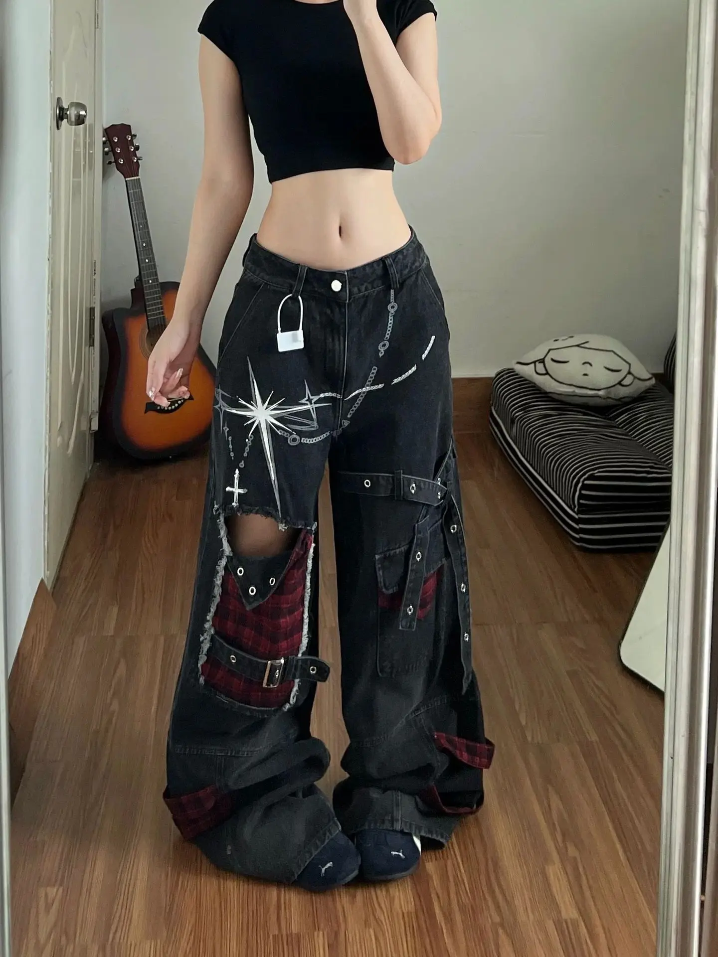 

Women's Y2K Baggy Jeans, Star Print Plaid Patchwork Wide Leg Cargo Pants, Distressed Ripped Denim Detail for Streetwear