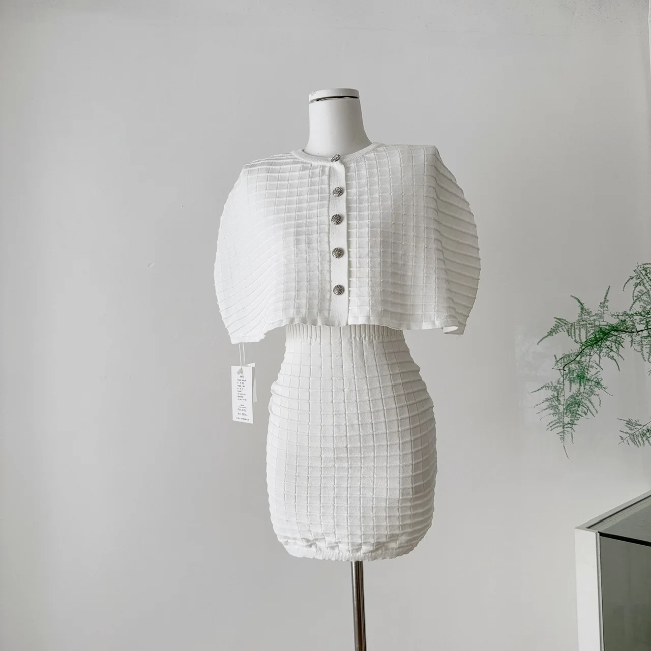 

Женский элегантный топ-накидка во французском стиле 2025 года в стиле ретро и облегающее платье-жилет, комплект из двух предметов