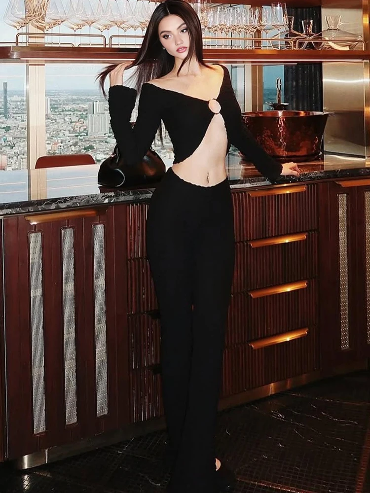 

Insglas Street осенний комплект из 2 предметов, женские металлические кольца в стиле пэчворк, укороченный топ с вырезом нестандартной формы + длинные брюки, одинаковые элегантные наряды