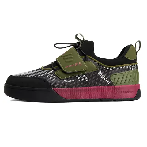 LEHTT cycling shoes are professional outdoor cycling shoes that are non slip, wear-resistant, and have low cut mountain locks