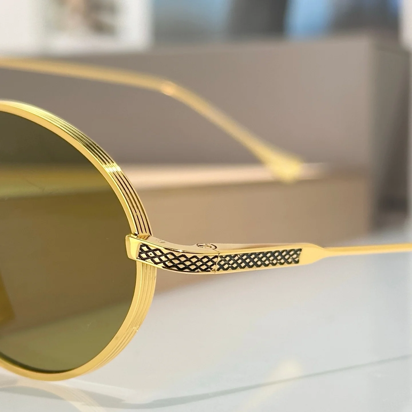 DTS206 Fashion Sunglasses Man Woman,Iconic Carved Temple Design,UV Blocking Tinted Lens,Effortlessly Elevate Your Outfit