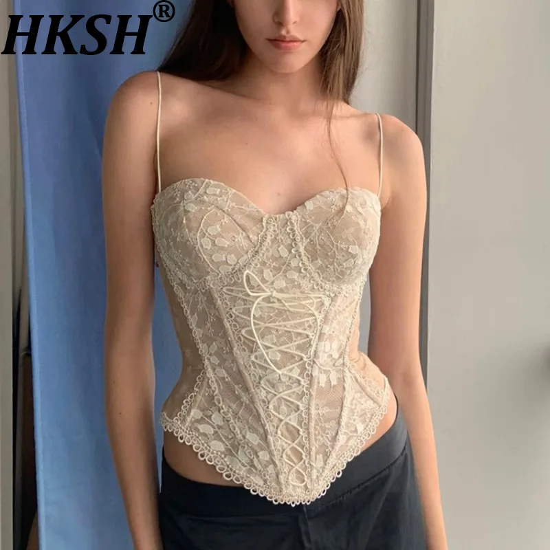 

HKSH Women Sexy Camisole Lace Patchwork Fishbone Bandage Waist Cinching Slim Fit Chic Vest Trend Tank Top New Summer New HK19403