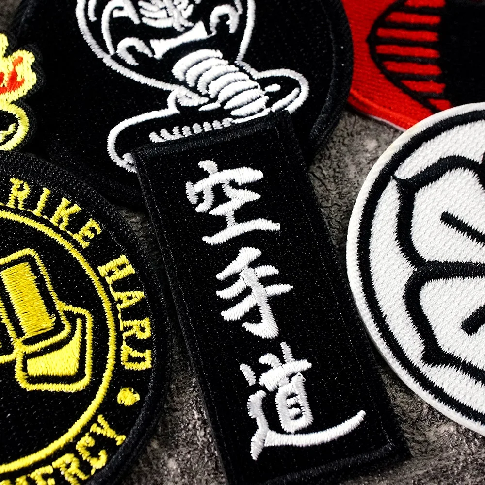 9Pcs/Lot Snake Karate Kung Fu Sakura Patches Embroidery Applique Ironing Clothing Sewing Supplies Decorative Badges