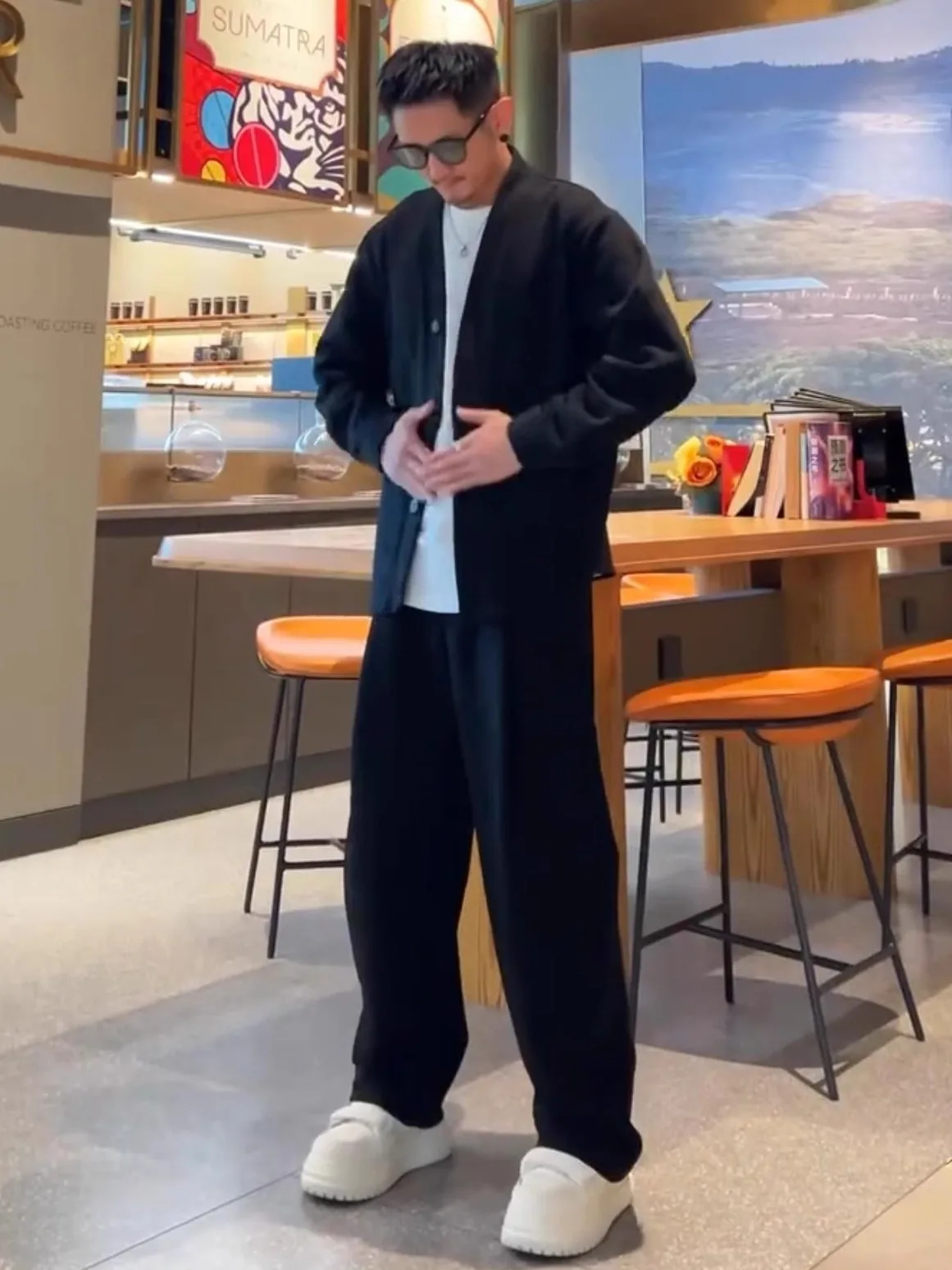 

Осенний новый комплект Sle Simple Faion Loose Personali в стиле ретро, ленивый сложенный дизайн, открытый кардиган, комплект брюк из смеси хлопка, длинный све