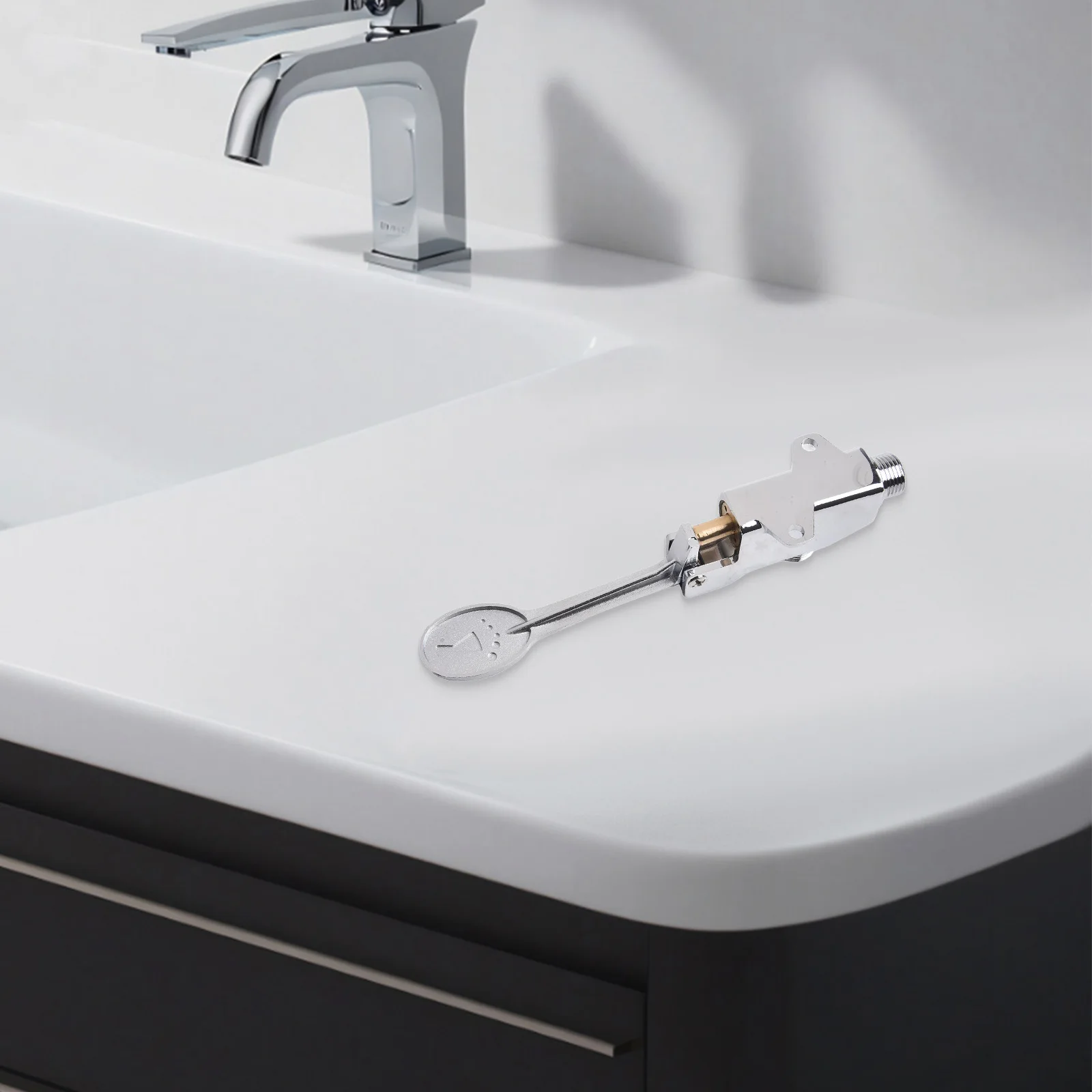 Footoperated Faucet Wash Basin Valve Zinc Alloy Material Suitable for Entertainment Venues Easy to Disassemble and Clean