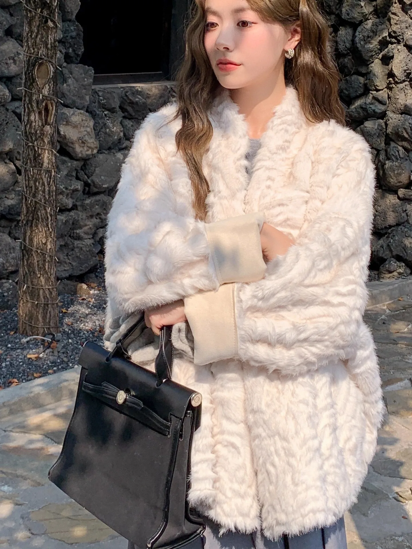 معطف فرو صناعي معاطف طويلة للمرأة الحديثة قصيرة نادي فتاة الحد الأدنى الطبيعة منقوشة جودة الراقية مضلع عادية Jaqueta ضئيلة