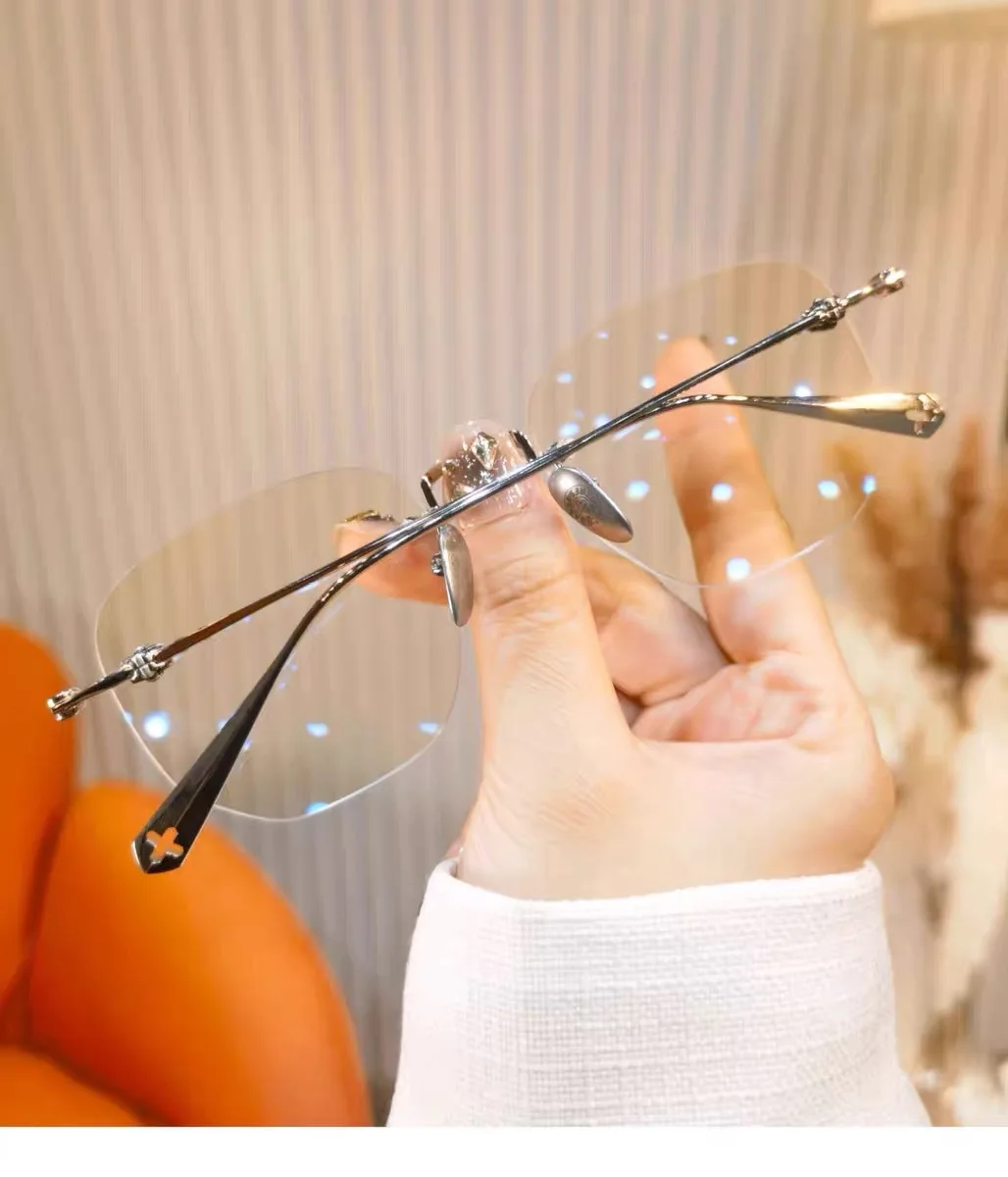 0~ +4,0 Rahmenlose Anti-Blaulicht-Lesebrille Neutrale ultraleichte Presbyopie Großer Rahmen zeigt Jugendliche Metallrahmen – Detail 7