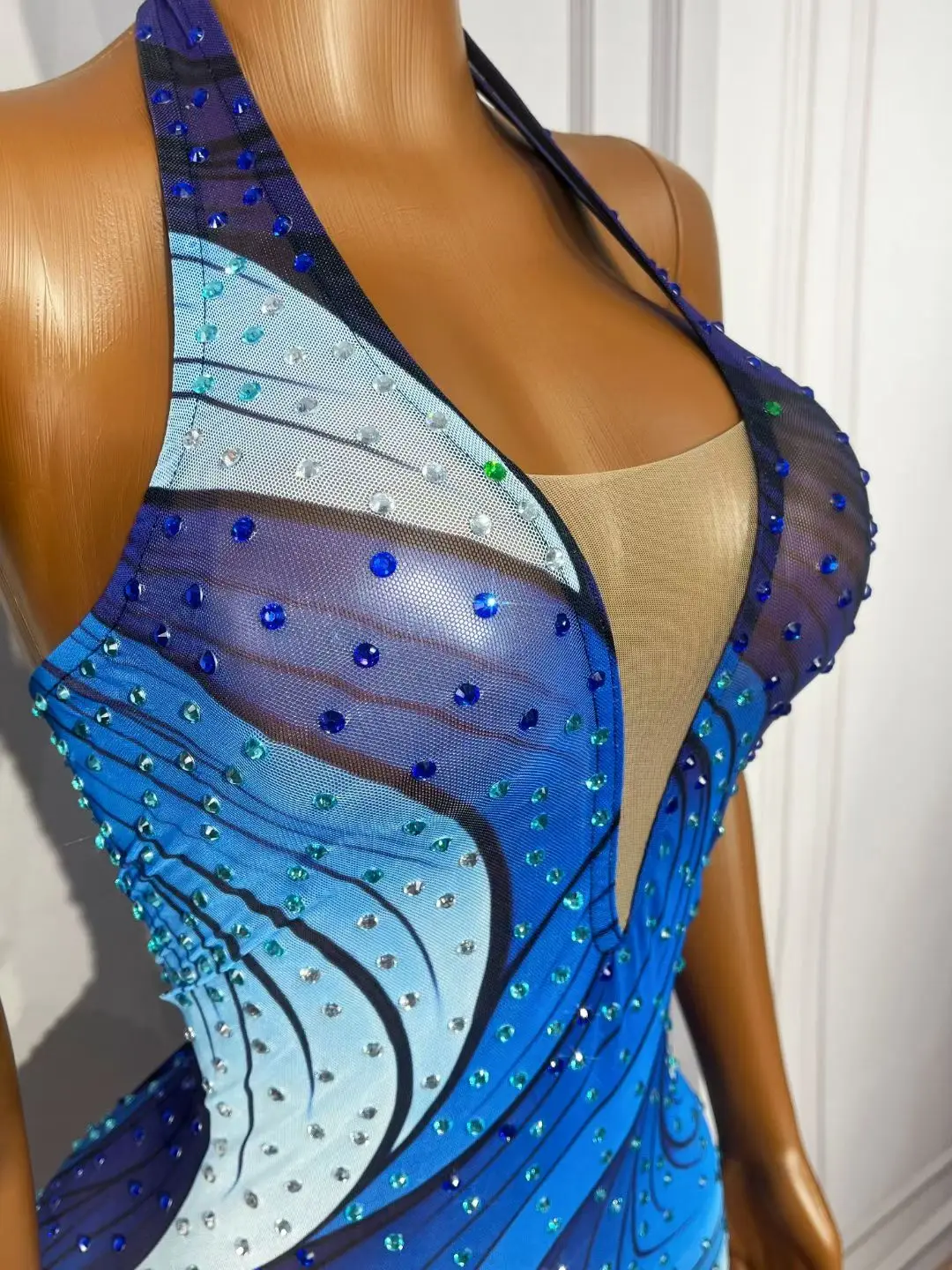 Shuicaihua Women Halter V Neck Colorful Wave Print Rhinestone Mermaid Maxi Dress Bodycon Evening Stage Party Gown