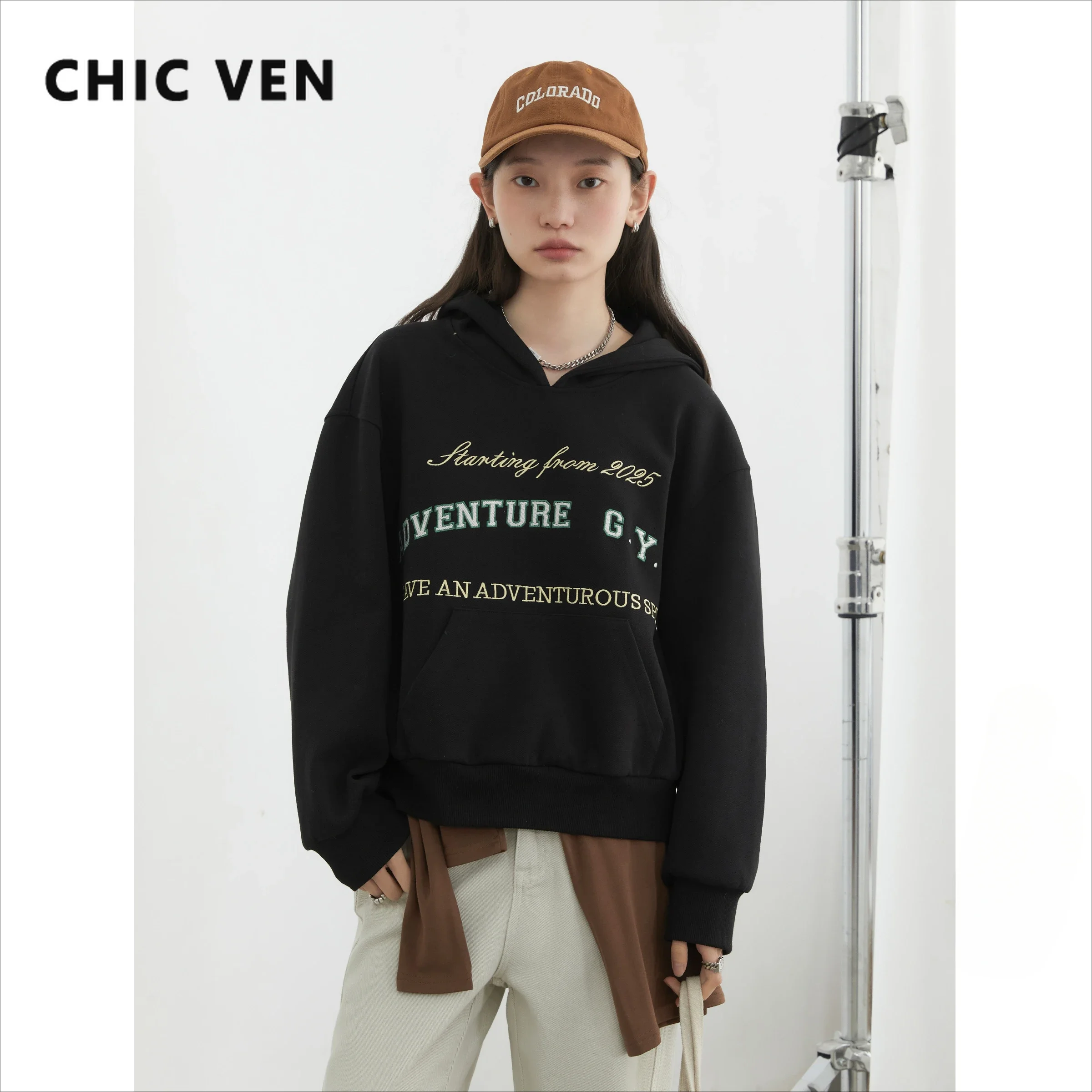 CHIC VEN Fashion Women Sweatshirts Sports Loose Casual New Retro Letter Printed Hoodie Female Pullover Coat Spring Autumn 2024